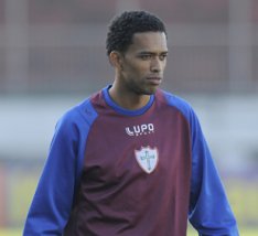 Negócio com Palmeiras esfria e lateral reforça à Lusa