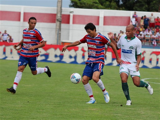Fortaleza 3 x 0 CRB – Tricolor sobra em campo e dispara na ponta da Série C!