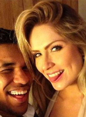 Atacante posta foto com musa do BBB e causa ira de torcida de time francês 2 0002048083678 img