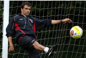 Interino diz que São Paulo está 'querendo reagir' 2 0002048084221 img