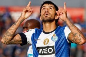 Inter tenta a contratação de meia experiente do futebol europeu 2 0002048084392 img