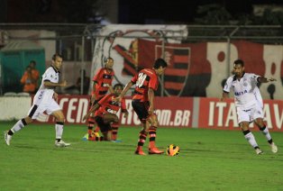 Copa do Brasil: Mano Menezes fica satisfeito com atuação do Flamengo