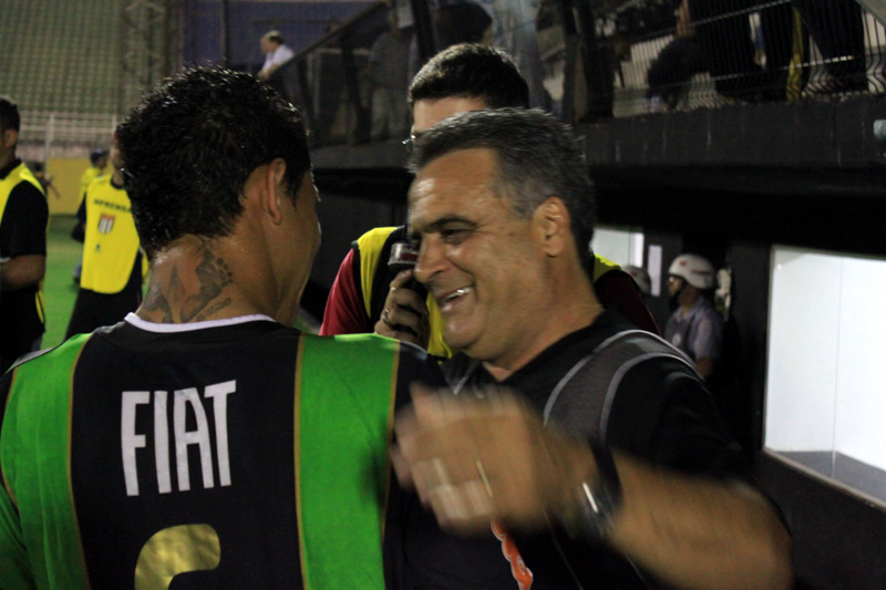 Série B: Bragantino contrata lateral velho conhecido de Benazzi