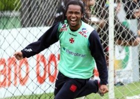 Dispensado pelo Vasco, ‘bad boy’ pode acertar com o Fluminense