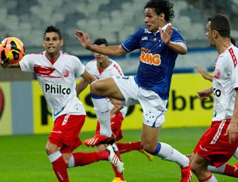 Cruzeiro 3 x 0 Náutico - Foi fácil, só deu Vinícius Araújo no Mineirão 3 0002048085904 img