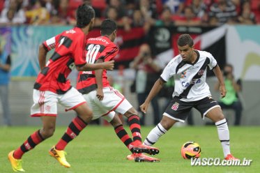 Vasco 0 x 1 Flamengo - Pelo passeio, poderia ser bem mais! 3 0002048085916 img