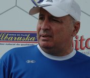 Conhecedor do futebol paulista, Carlos Rossi aguarda propostas