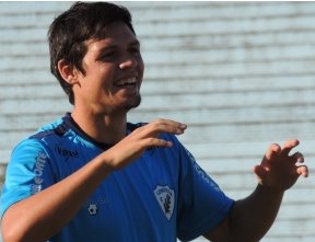 Série D: Após estreia, meia uruguaio se considera adaptado ao Londrina 2 0002048086778 img