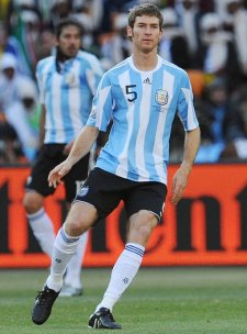 Ponte e Lusa disputam contratação de ex-volante da seleção argentina