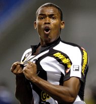 Santos pode anunciar meia pretendido pela Ponte Preta