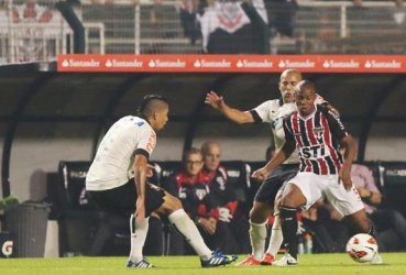 Recopa: Atacante lamenta derrota e cobra mudanças no São Paulo 2 0002048087025 img