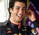 Fórmula 1: Pela Toro Rosso, Ricciardo lidera 2º dia de testes