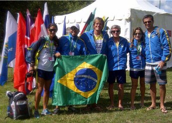 Com apoio dos Correios, Brasil busca semifinal no Mundial de Beach Tennis