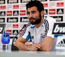 Italiano: Napoli confirma contratação de zagueiro do Real Madrid 2 0002048087928 img