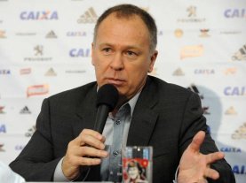 Mano elogia atuação do Flamengo em derrota para Inter