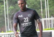 Corinthians confirma contratação de zagueiro da Ponte Preta 3 0002048088337 img