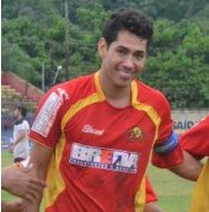 Segundona: Ex-atacante do Palmeiras e Santos se apresenta nesta terça na Santista