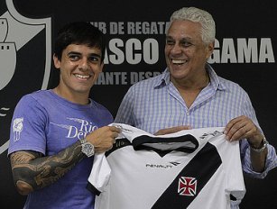 "Lateral cantor" diz ter feito 'escolha certa' com volta ao Vasco 3 0002048088385 img