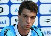 Recuperado, Jean Deretti volta a treinar no Grêmio