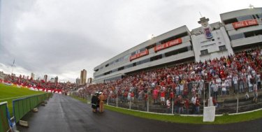 Procon pode multar Atlético-PR em até R$ 6 milhões por ingresso caro 3 0002048088623 img