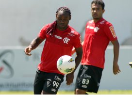 Time chinês anuncia contratação do Vagner Love