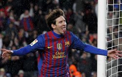 Maestro João Carlos Martins faz vídeo especial para craque argentino