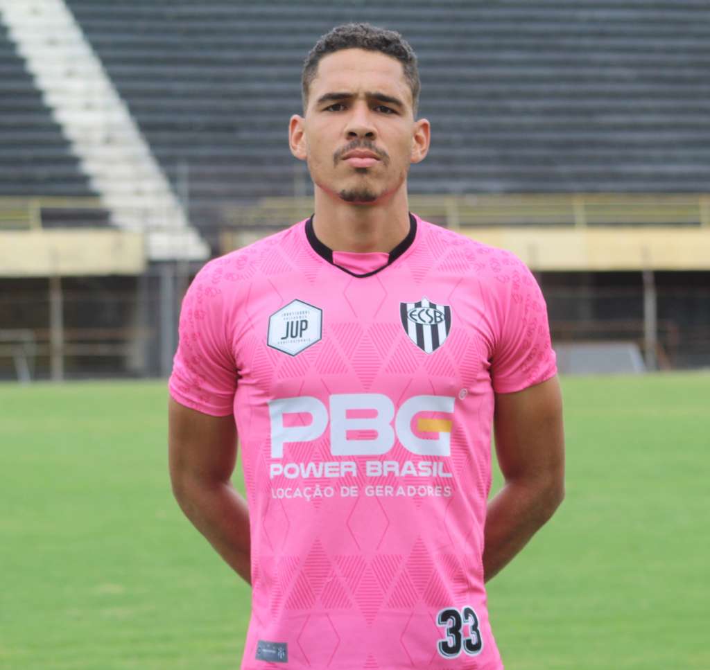 Focado na classificação, time da Série D contrata atacante que já jogou na Europa