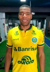 Série C: Ypiranga-RS apresenta zagueiro colombiano e fará jogo-treino contra rival gaúcho