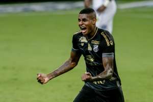 Mesmo com proposta de time alemão, Ceará faz jogo duro e só aceita vender atacante