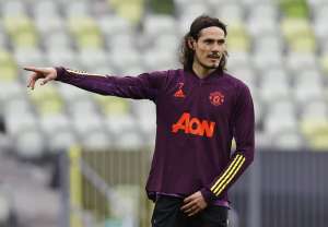 Cavani pode trocar o Manchester United por gigante espanhol