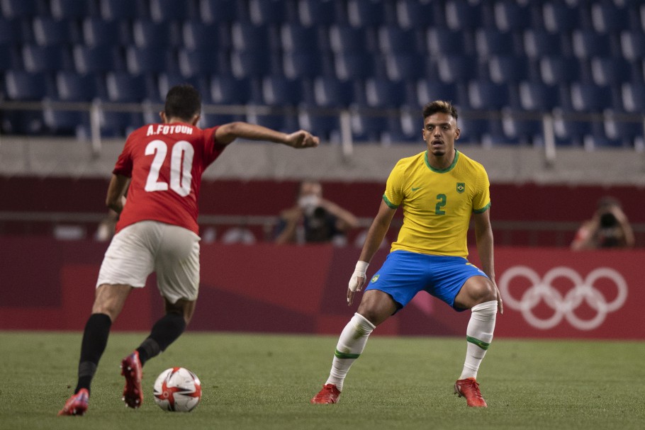 Olimpíada: Gabriel Menino se pauta na experiência de Daniel Alves para crescer na seleção