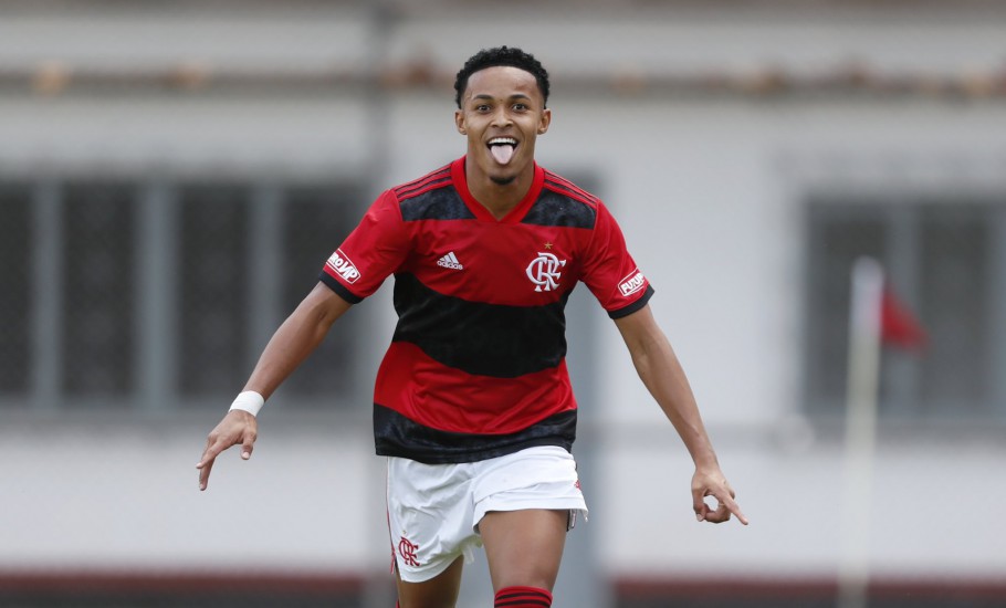 BRASILEIRO SUB-20: Flamengo supera o Fluminense em clássico