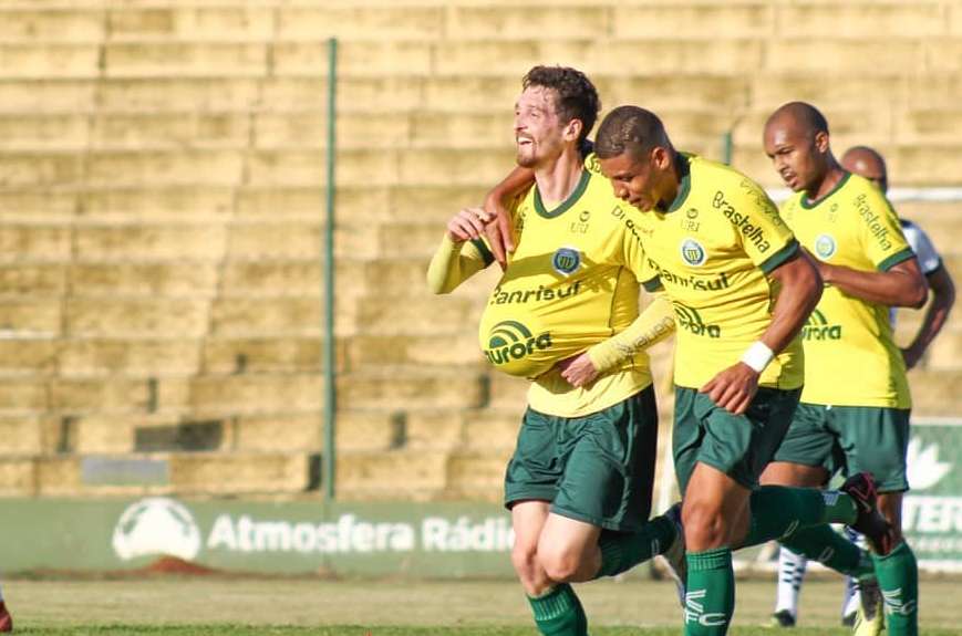 Paraná-PR x Ypiranga-RS – Em estreia de técnico, Tricolor da Vila encara melhor time da Série C