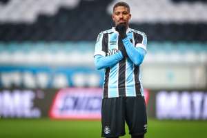 Grêmio 1 x 0 Vitória - Tricolor gaúcho aproveita Leão sem forças e domina