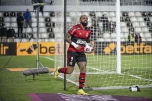 Gabigol comemora atuação de gala em goleada do Flamengo: 'Primeiro passo muito bom'
