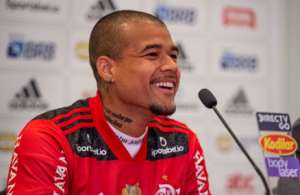 Kenedy se diz ansioso para atuar pelo Flamengo e garante: 'Pronto para começar'