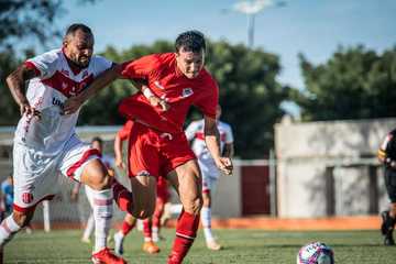 Atlético-CE 0 x 2 América-RN – Mecão vence fácil e cola no líder ABC