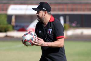 Time da Série C exige multa para liberar técnico à Chapecoense