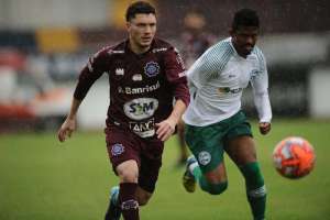 Série D: Caxias empresta lateral-direito para time catarinense