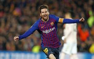 Antes de partir para o PSG, Messi deixa troféu no vestiário do Barcelona