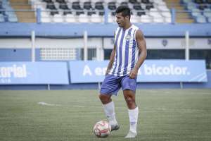 Fim da novela! Time da Série C enfim confirma saída de lateral ex-Grêmio e Ponte Preta