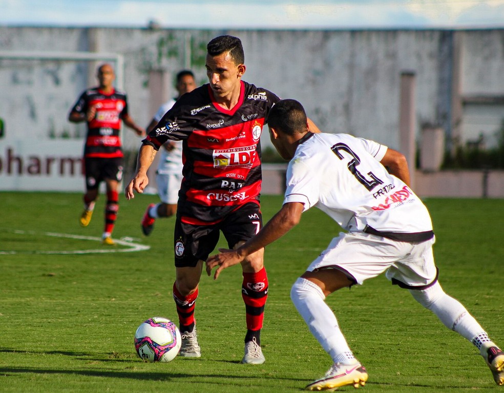 Série D: Juliano retorna de lesão e encerra longo jejum no Campinense-PB