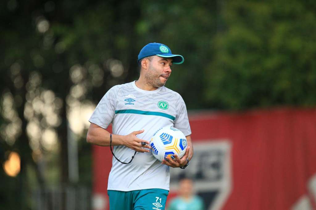 Chapecoense chega a sete derrotas seguidas, mas Jair Ventura insiste: “Estamos no caminho certo”
