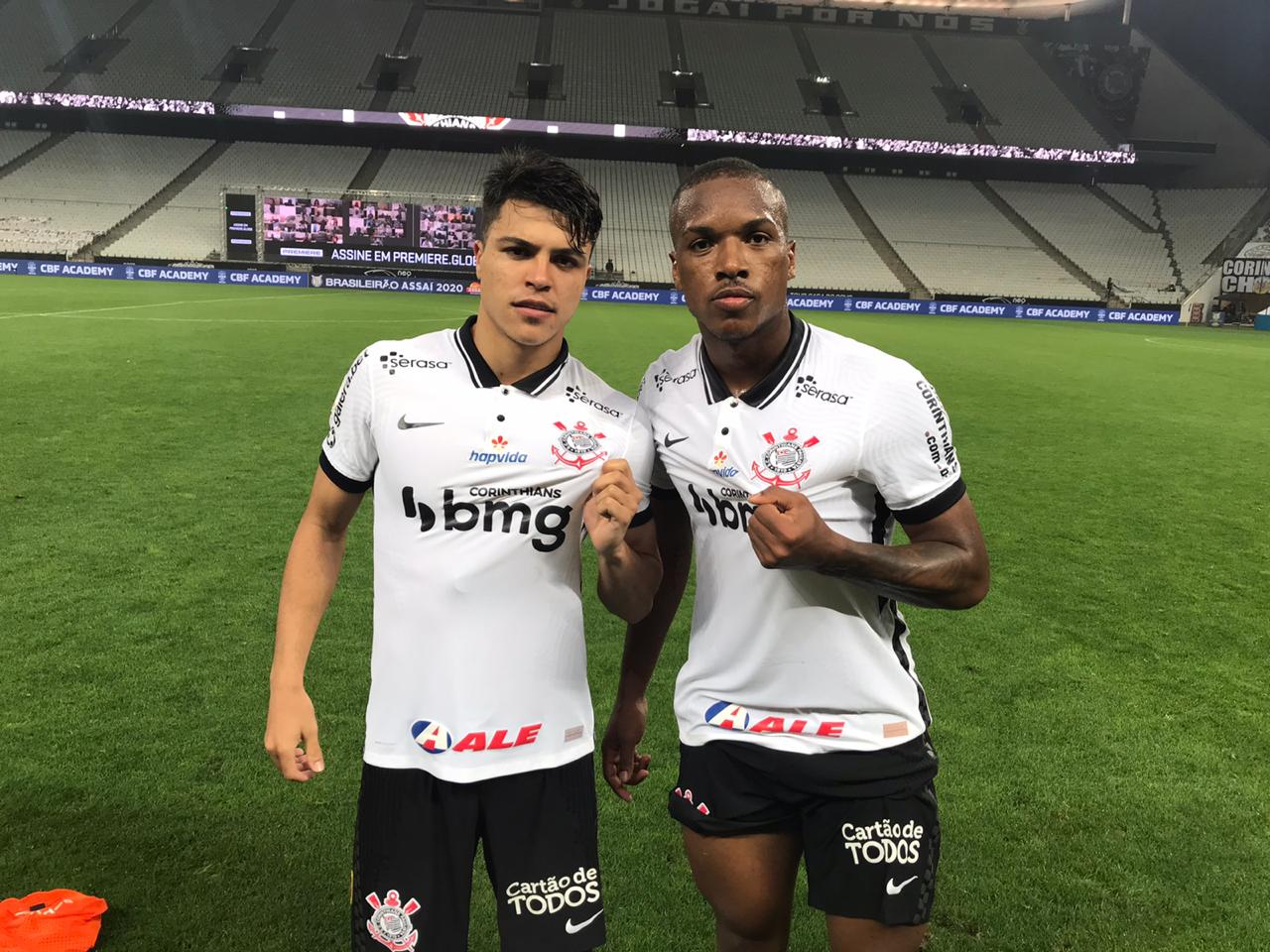 Volante vibra com trabalho no Corinthians e projeta duelo da próxima rodada