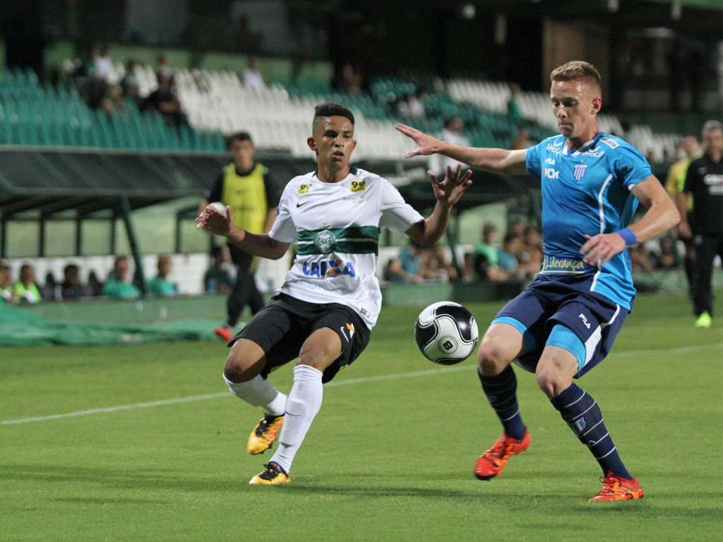 Avaí x Coritiba – Liderança, acesso, quer mais?