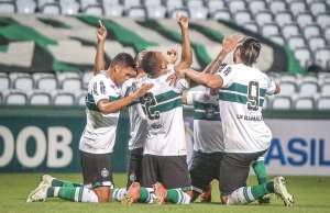 Coritiba x Botafogo - Campeões brasileiros brigam por vantagem na ponta e vaga no G4 da Série B!