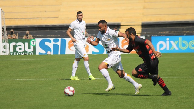 Criciúma-SC 3 x 1 Oeste-SP – Tigre mantém os 100% em casa e assume liderança provisória