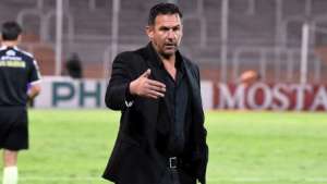 Bahia anuncia técnico argentino para o lugar de Dado Cavalcanti