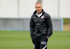 Roger Guedes treina e pode ser relacionado por Sylvinho para duelo do Corinthians com Juventude