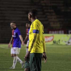 Paraná-PR 1 x 1 Ypiranga-RS - Canarinho sai na frente, mas leva empate no fim e perde a chance de se isolar ainda mais na Série C
